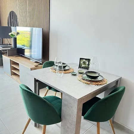 Sea La Vie * סוזופול